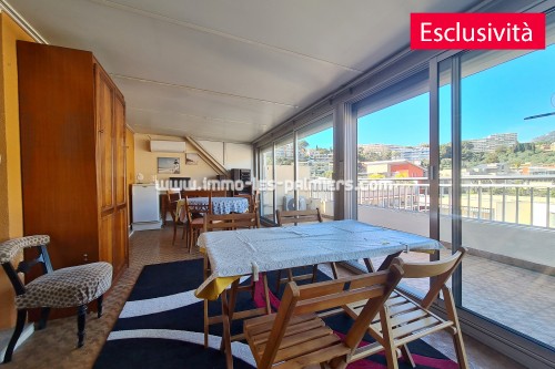 Image 4 : Appartamento di 3/4 locali all'ultimo piano situato a Roquebrune Cap Martin