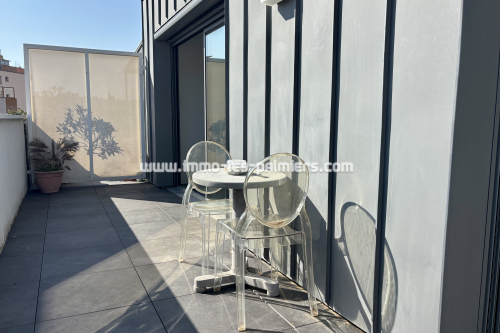 Image 5 : Appartamento di recente costruzione con due locali, situato all'ultimo piano