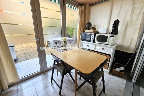 Image 1 : Appartement 2 pièces avec piscine dans quartier de la Plage à Roquebrune Cap Martin