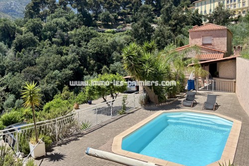 Image 7 : Charming house with swimming pool