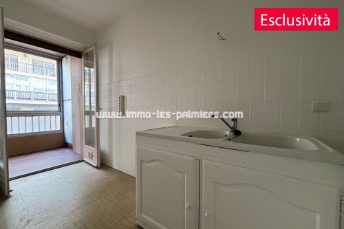 Image 3 : Monolocale nel centro di Carnolès con veranda