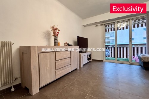 Image 2 : Renovated 3-room apartment with windows on both sides, in the heart of the Plage district