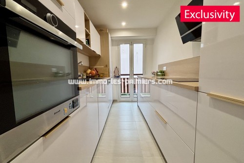 Image 3 : Renovated 3-room apartment with windows on both sides, in the heart of the Plage district