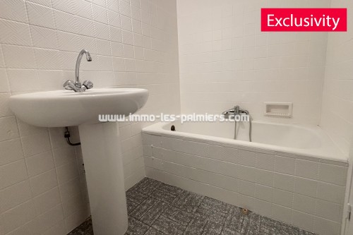 Image 5 : Studio apartment in Carnolès town centre with veranda