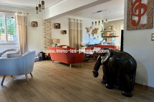 Image 1 : Villa preferita con piscina, jacuzzi e campo da badminton